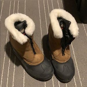 Snow Boots